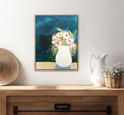 Blushing bunch in a vase - insitu